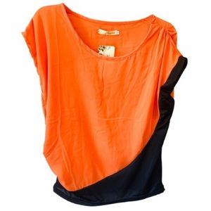 NWT SZ M Top